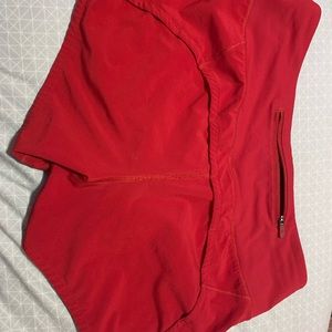 Red lulu shorts!!